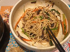 -云海肴·汽锅鸡·云南代表菜(天山百盛优客店)