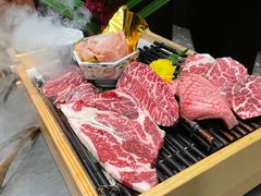 -铭牛烧肉·和牛海鲜自助(高新月牙湖店)