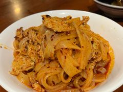 岐山擀面皮-艳阳天民俗村(公园路店)