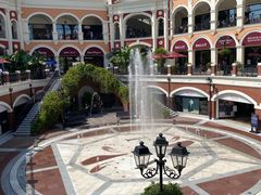 -佛罗伦萨小镇广佛名品奥特莱斯(疏港路店)