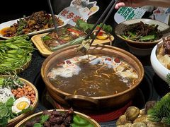 -一善菌·云南菌汤·云南菜(银泰城店)