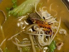 -丽丽三鲜螺蛳粉(田林路店)