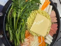 -马路牙子烧烤馄饨酒馆(望京店)