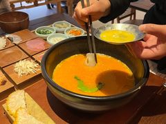 -银米·云南传统过桥米线(双廊黑金冠店)