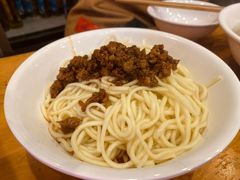 素椒杂酱面-明红蹄花(糍粑店街店)