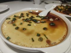 鸽蛋蒸鸽脑-琬苑鸽庄·川粤融合菜(解放碑总店)