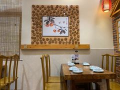 大堂-东来菜馆•手抓海鲜家常菜•海鲜锅贴(鸽子窝店)