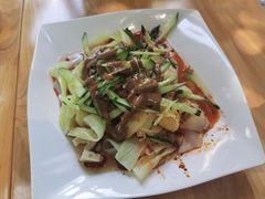 -左左香老潼关肉夹馍(龙山一路店)