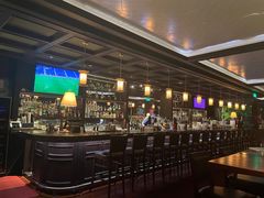 -Wolfgang’s Steakhouse 沃夫冈牛排馆(上海白玉兰广场店)