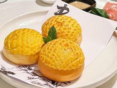 水牛奶菠萝包-翡翠小城·海鲜豆捞·广式点心(老佛爷店)