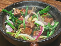 -啫两手·啫啫煲·小饭堂(龙城万科里店)