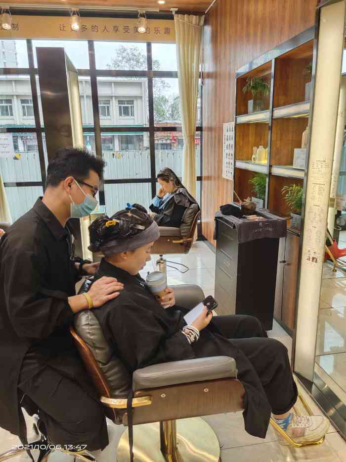 一东护肤造型(中山路店)-"【项目】染发找的店长大卫老师染的头发,.