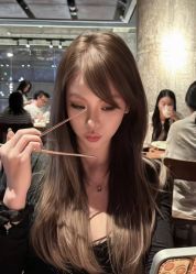 -苑苑发型设计