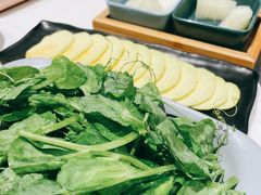 豌豆尖-小街猪手(团结湖店)