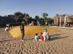 -季高兔窝窝亲子园(上海薰衣草公园店)