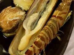 -鲜入围煮花胶鸡海鲜火锅