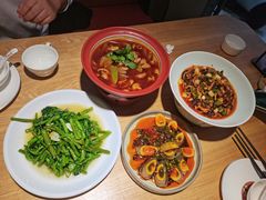 -嫩芽 ·地道重庆菜(十八梯露台夜景店)