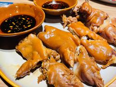 -先启半步颠小酒馆(常熟万达广场店)