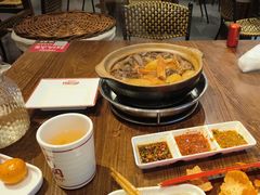 -阿润打边炉·鲜切鸡煲(华漕店)