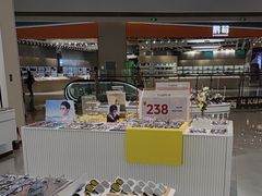 -J-Optical佳视明眼镜·蔡司视觉(青岛金茂览秀城店)