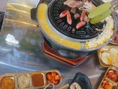 -胡悦里韩式烤肉(芝罘万达广场店)