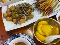 -老何太太鹤岗小串·团建聚餐(龙华店)