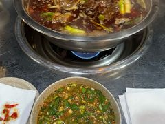 -肖肖酸萝卜鱼火锅(总店)