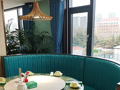-小红鲸·海鲜餐厅(轸大路店)