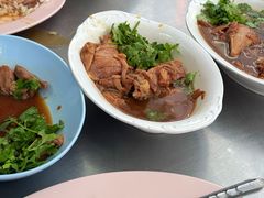 -Kha Mu Charoensang(Silom)