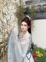 -一揽芳华汉服旗袍体验馆(拙政园店)