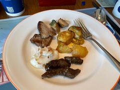 -济南香格里拉·咖啡泉自助餐厅