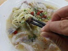 -乐达酸菜鱼面(山师东路店)