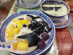 -赵记传承特色牛奶甜品(泉城广场店)