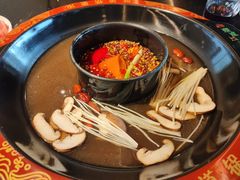 -三江两海老火锅(北京首店)