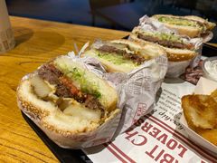 -The Habit Burger Grill 哈比特汉堡(爱琴海店)