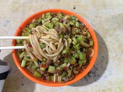 -玲玲米粉·新疆现炒米粉(大十字总店)