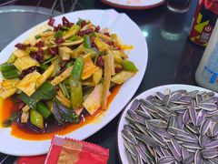 -瑞杰烧烤店·24小时营业(山东路店)