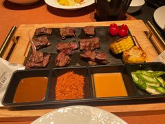 -左庭右院鲜牛肉火锅黑金店(陆家嘴中心店)