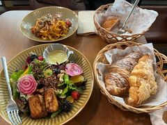 -麦田工坊(月湖店)