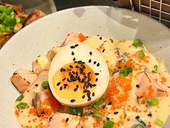 飞鱼籽炙烤三文鱼鸡蛋土豆沙拉-娜娜家·Nana's restaurant(国金汇店)