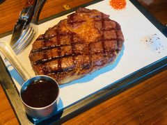 -The ROOF (通盈中心店)