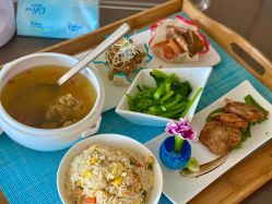 点击看大图 -和伊母婴护理中心·全套房(金山店)