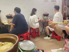 大堂-威邵鸡煲(西华路总店)