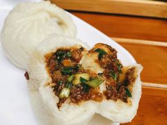 -李与白包子铺(桐梓林店)