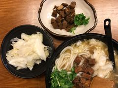 -鑫花溪牛肉米粉(凤凰街创始总店)