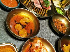 -草家酱蟹炭火烤肉店(珲春南路二店)