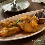 运河映巷里的宝藏brunch？老板娘说他们是酒吧！