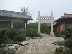 -茅山东方盐湖城景区
