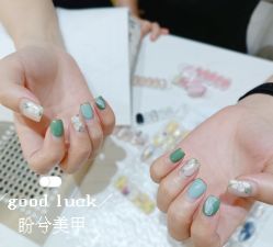 -盼兮·日式美睫沙龙