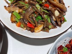 -湘西小馆(滨河路店)